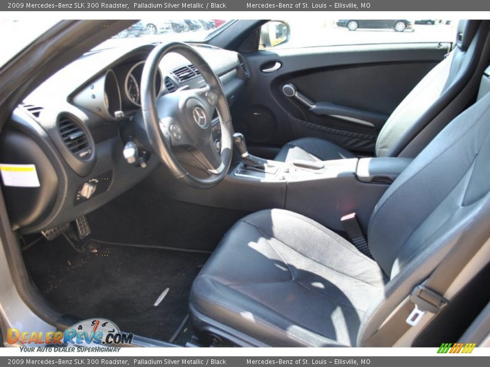 2009 Mercedes-Benz SLK 300 Roadster Palladium Silver Metallic / Black Photo #2
