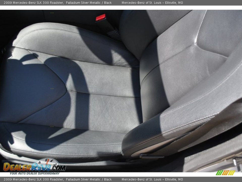 2009 Mercedes-Benz SLK 300 Roadster Palladium Silver Metallic / Black Photo #11