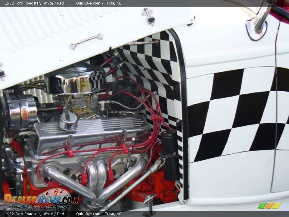 1932 Ford Roadster  355 Small Block Chevy V8 Engine Photo #4