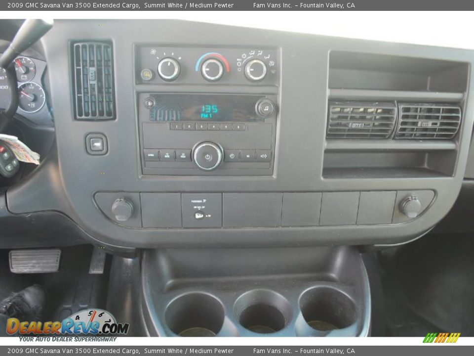 2009 GMC Savana Van 3500 Extended Cargo Summit White / Medium Pewter Photo #13