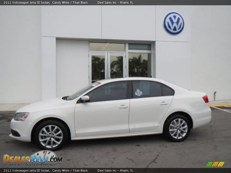 2011 Volkswagen Jetta SE Sedan Candy White / Titan Black Photo #2