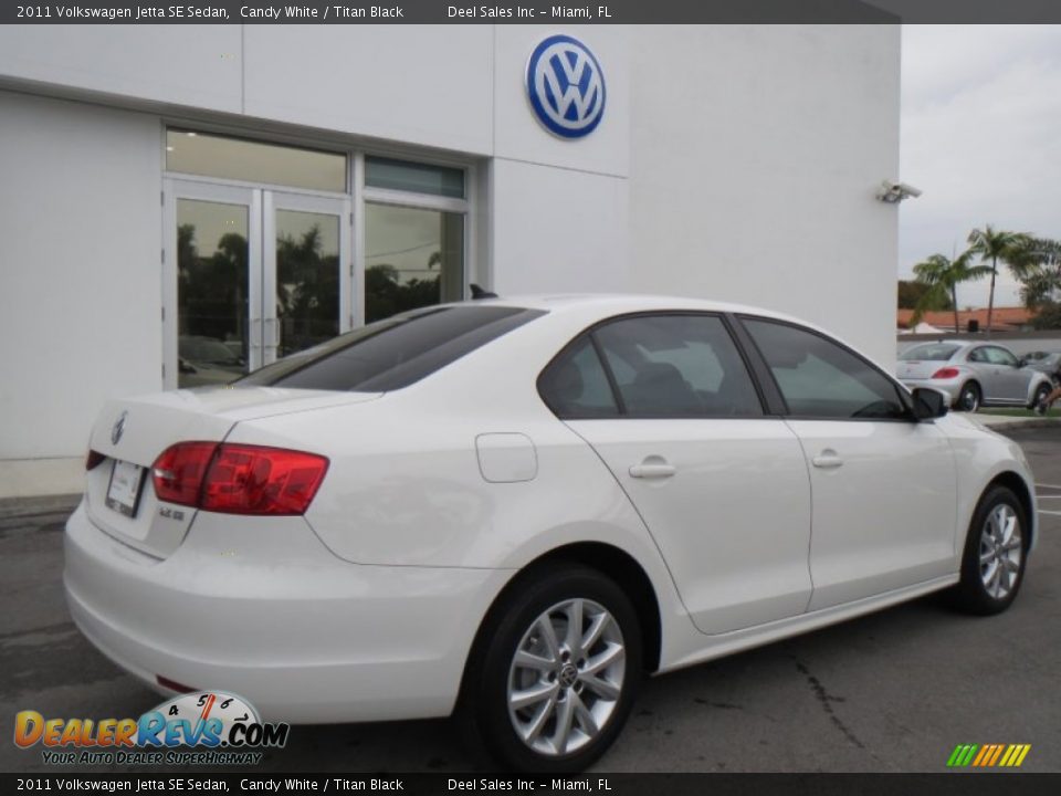 2011 Volkswagen Jetta SE Sedan Candy White / Titan Black Photo #5