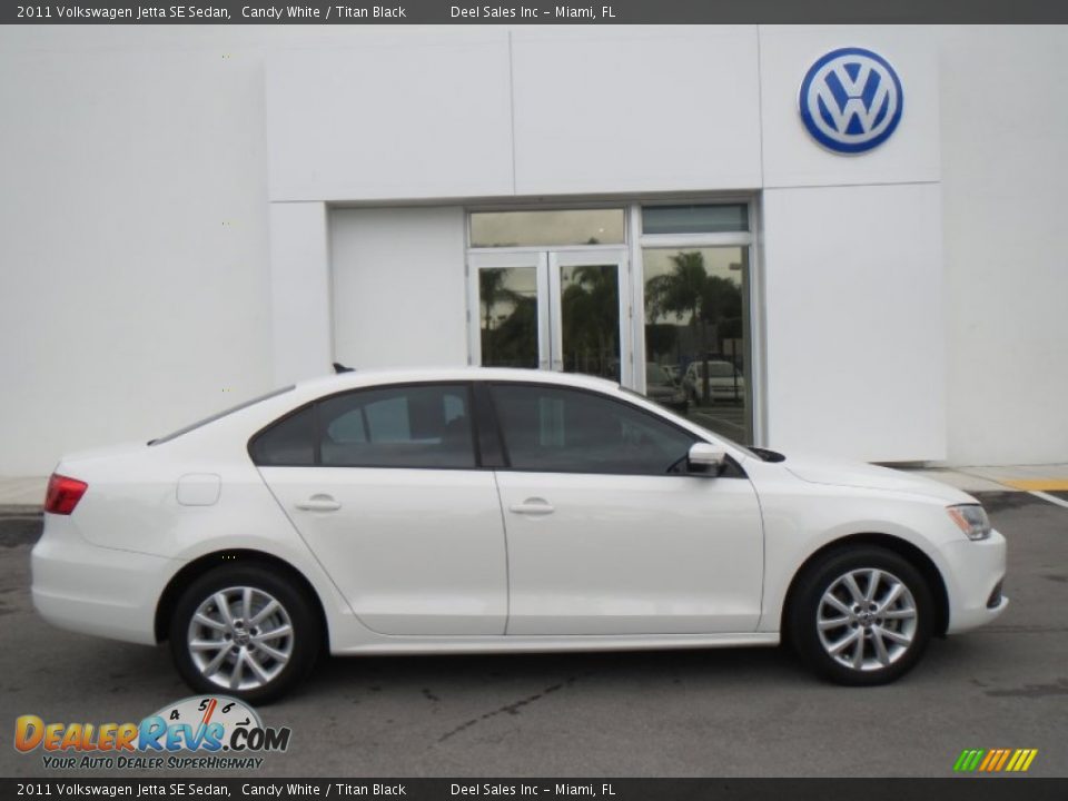 2011 Volkswagen Jetta SE Sedan Candy White / Titan Black Photo #6