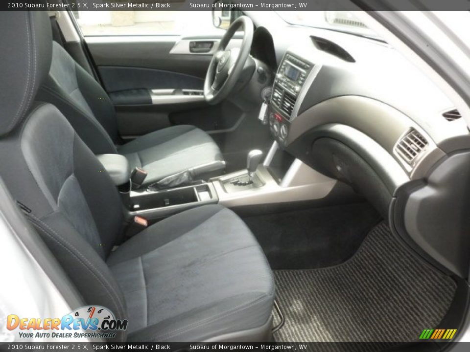 2010 Subaru Forester 2.5 X Spark Silver Metallic / Black Photo #4