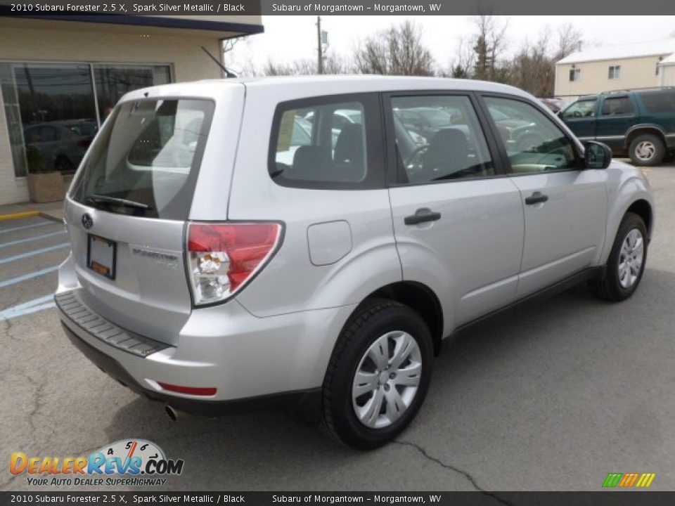 2010 Subaru Forester 2.5 X Spark Silver Metallic / Black Photo #11