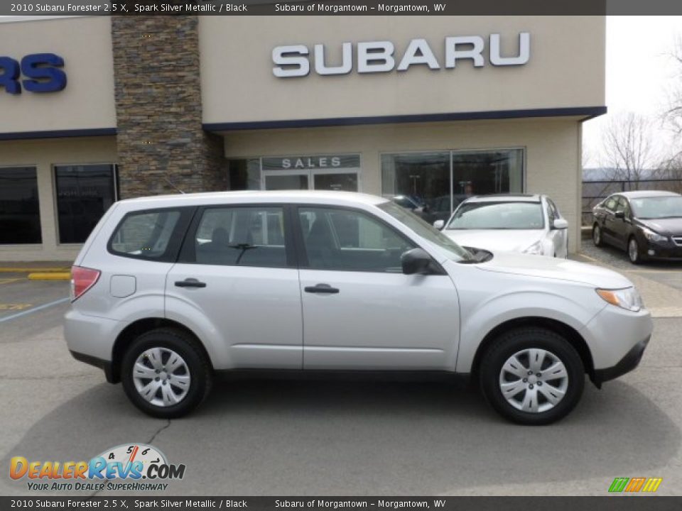 2010 Subaru Forester 2.5 X Spark Silver Metallic / Black Photo #12