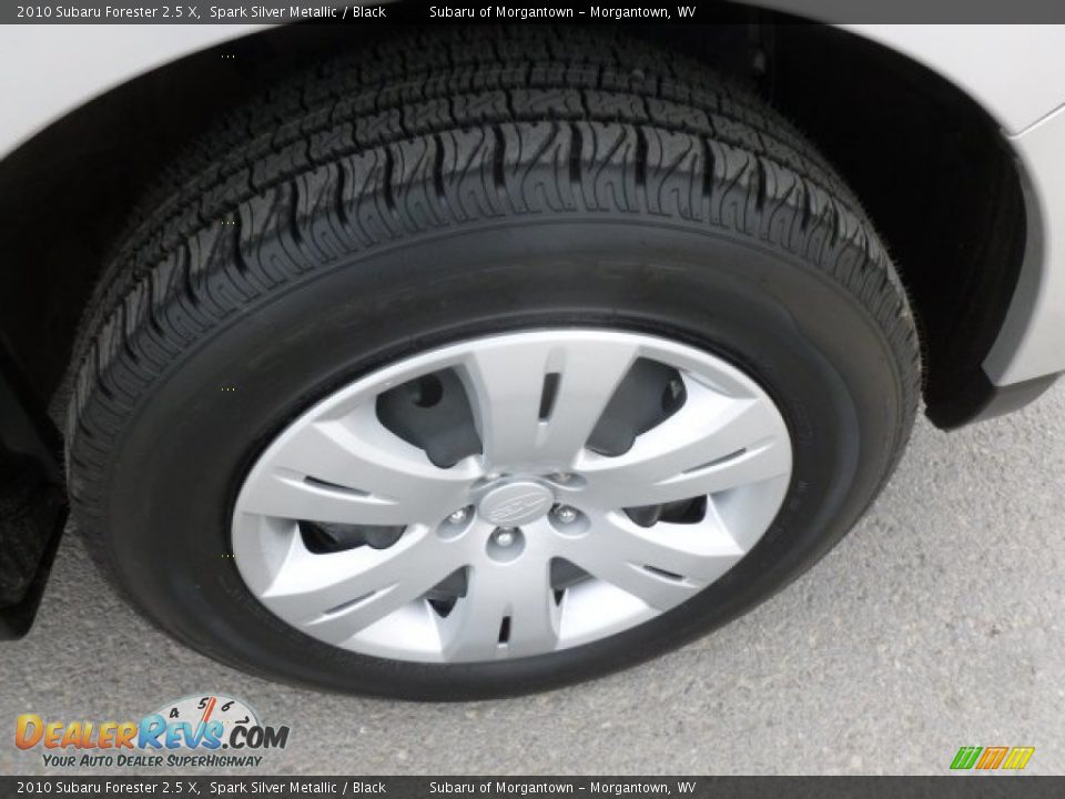 2010 Subaru Forester 2.5 X Spark Silver Metallic / Black Photo #13