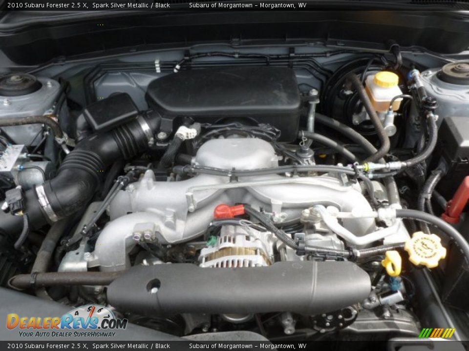 2010 Subaru Forester 2.5 X Spark Silver Metallic / Black Photo #18