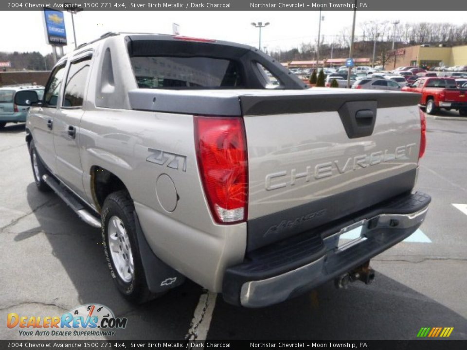 2004 Chevrolet Avalanche 1500 Z71 4x4 Silver Birch Metallic / Dark Charcoal Photo #5