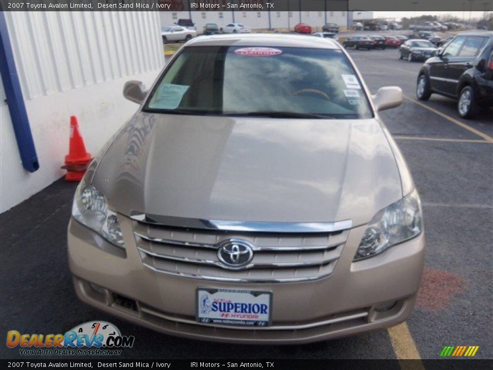 2007 Toyota Avalon Limited Desert Sand Mica / Ivory Photo #2