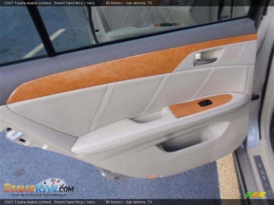 2007 Toyota Avalon Limited Desert Sand Mica / Ivory Photo #11