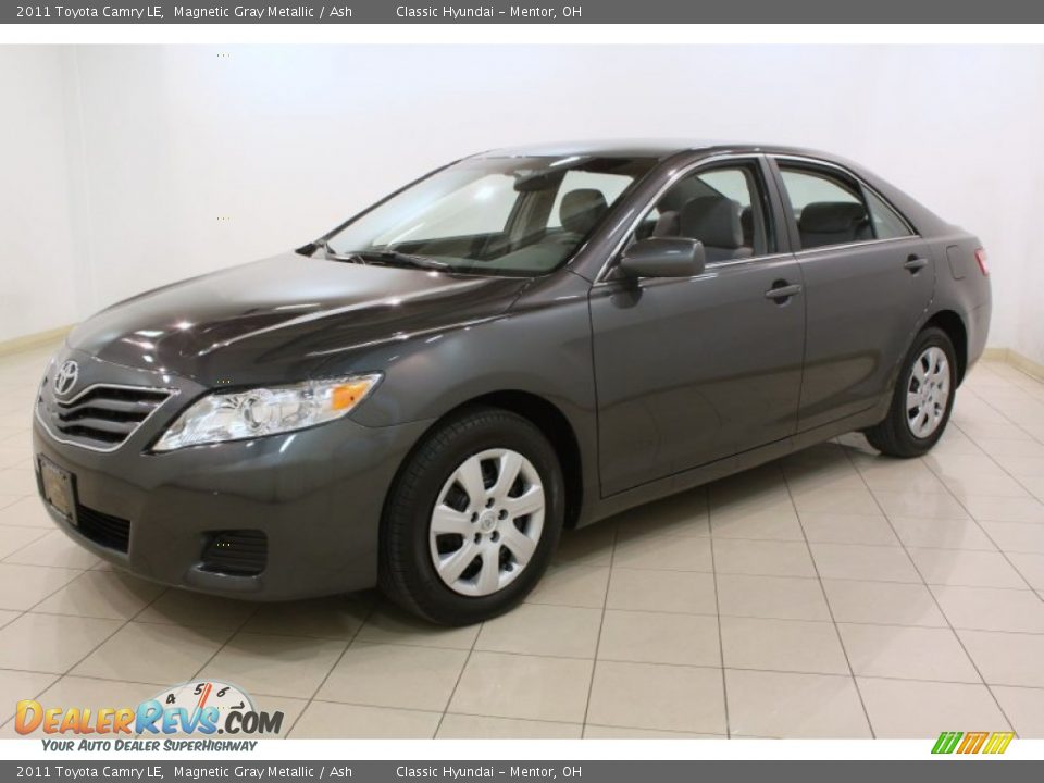 2011 Toyota Camry LE Magnetic Gray Metallic / Ash Photo #3