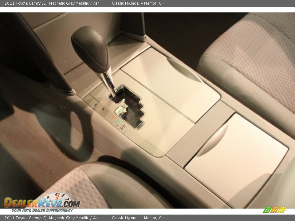 2011 Toyota Camry LE Magnetic Gray Metallic / Ash Photo #9