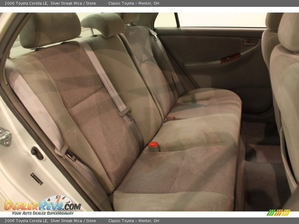 2006 Toyota Corolla LE Silver Streak Mica / Stone Photo #13