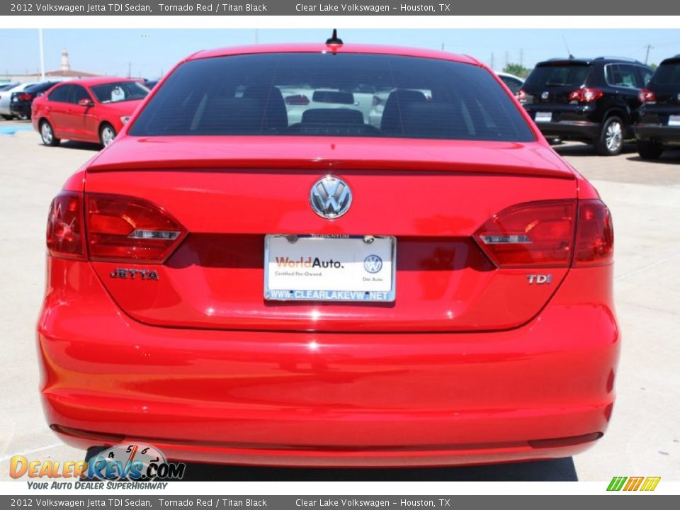 2012 Volkswagen Jetta TDI Sedan Tornado Red / Titan Black Photo #8