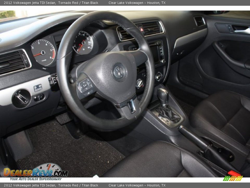 2012 Volkswagen Jetta TDI Sedan Tornado Red / Titan Black Photo #14