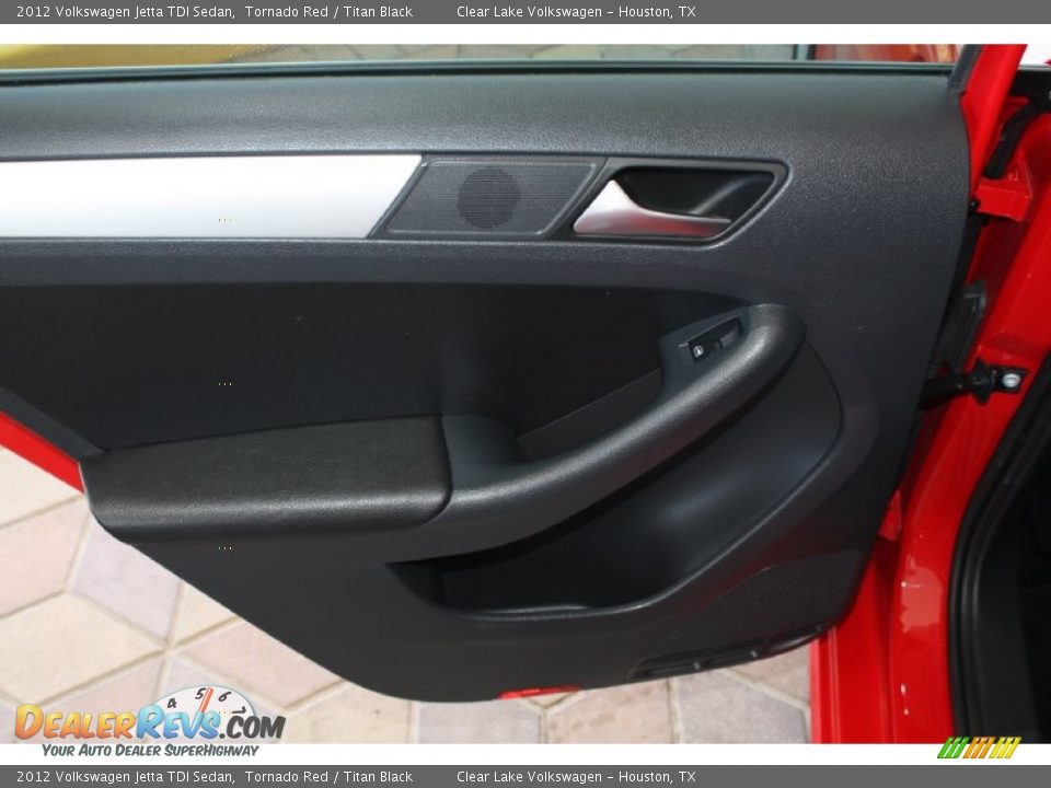 2012 Volkswagen Jetta TDI Sedan Tornado Red / Titan Black Photo #27