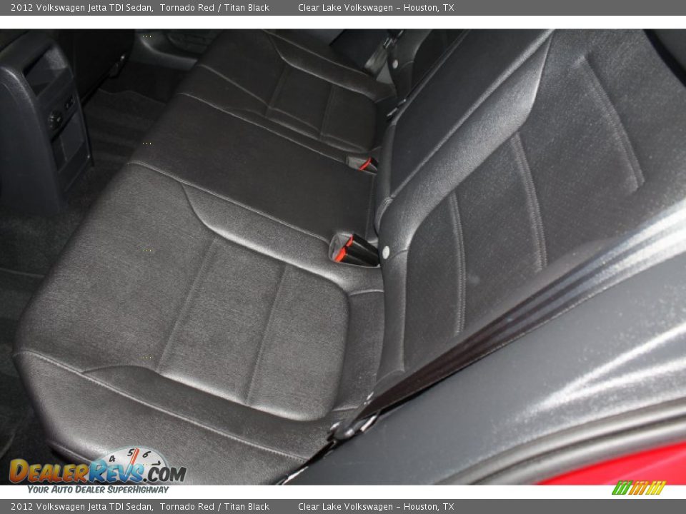 2012 Volkswagen Jetta TDI Sedan Tornado Red / Titan Black Photo #29