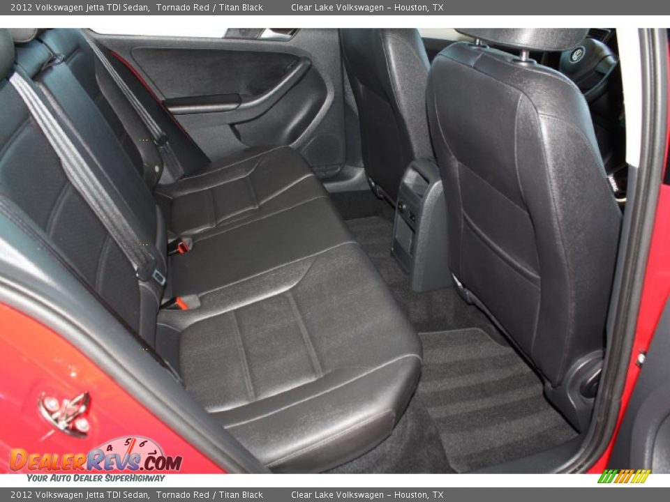 2012 Volkswagen Jetta TDI Sedan Tornado Red / Titan Black Photo #32