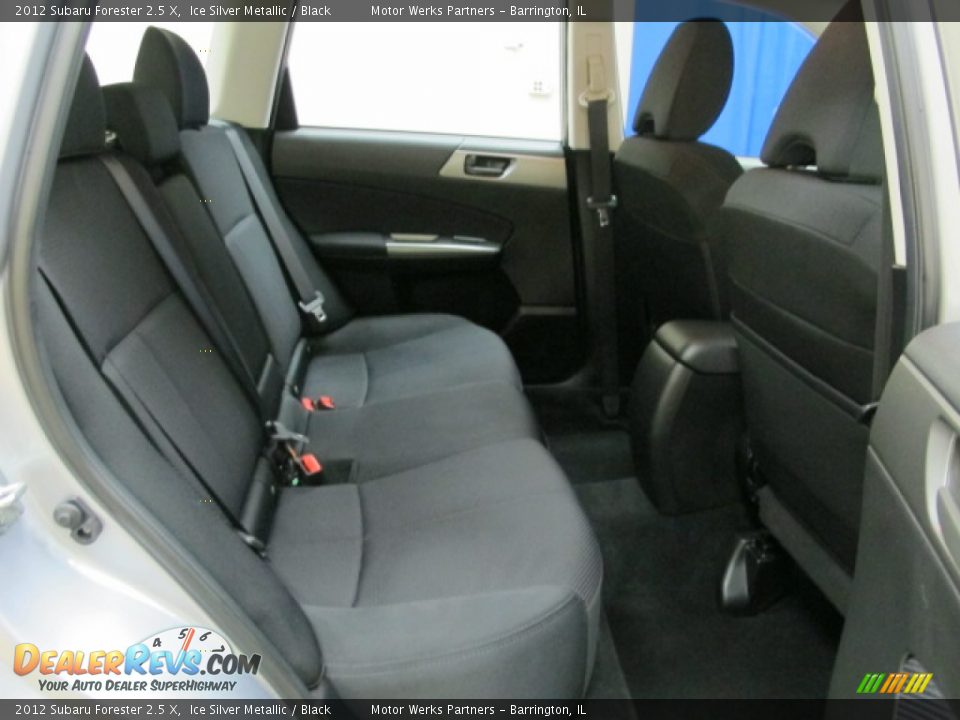 2012 Subaru Forester 2.5 X Ice Silver Metallic / Black Photo #18