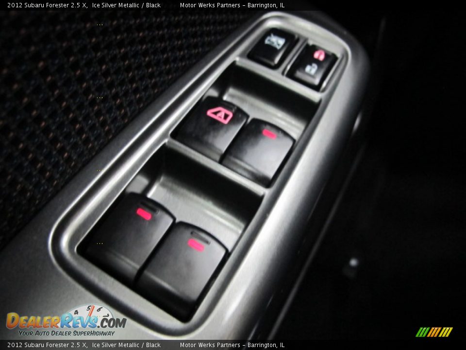 2012 Subaru Forester 2.5 X Ice Silver Metallic / Black Photo #32
