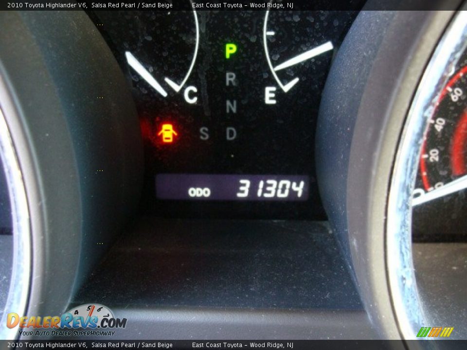 2010 Toyota Highlander V6 Salsa Red Pearl / Sand Beige Photo #10