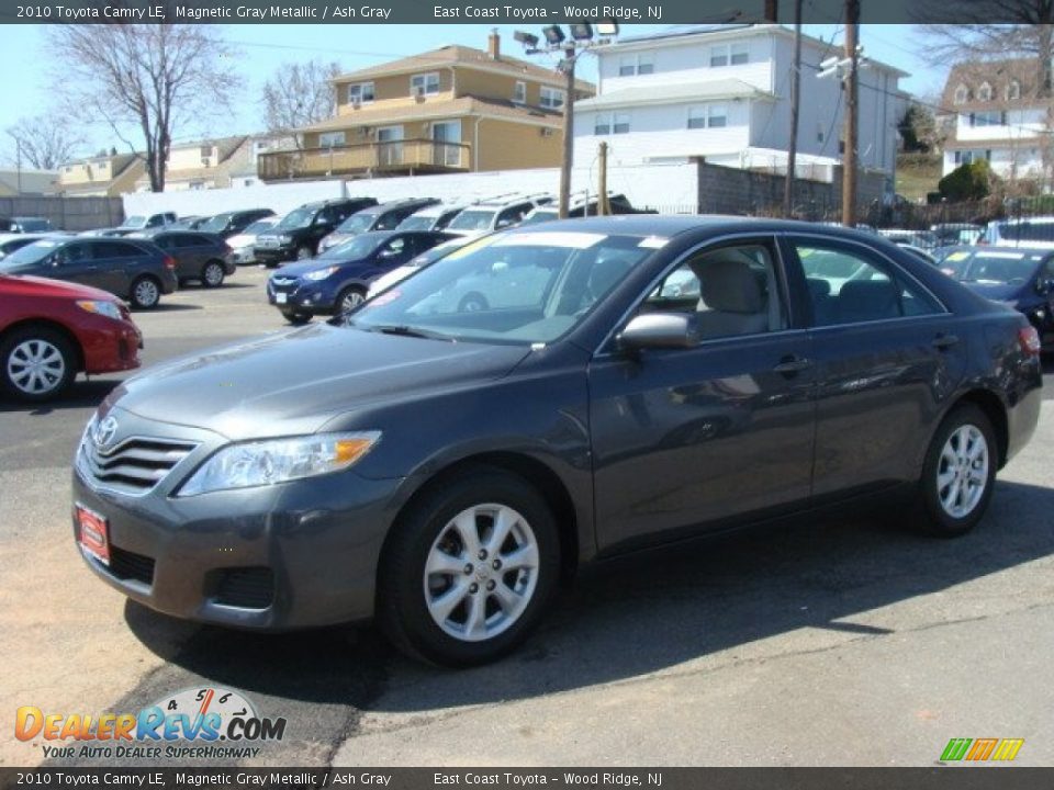 2010 Toyota Camry LE Magnetic Gray Metallic / Ash Gray Photo #3