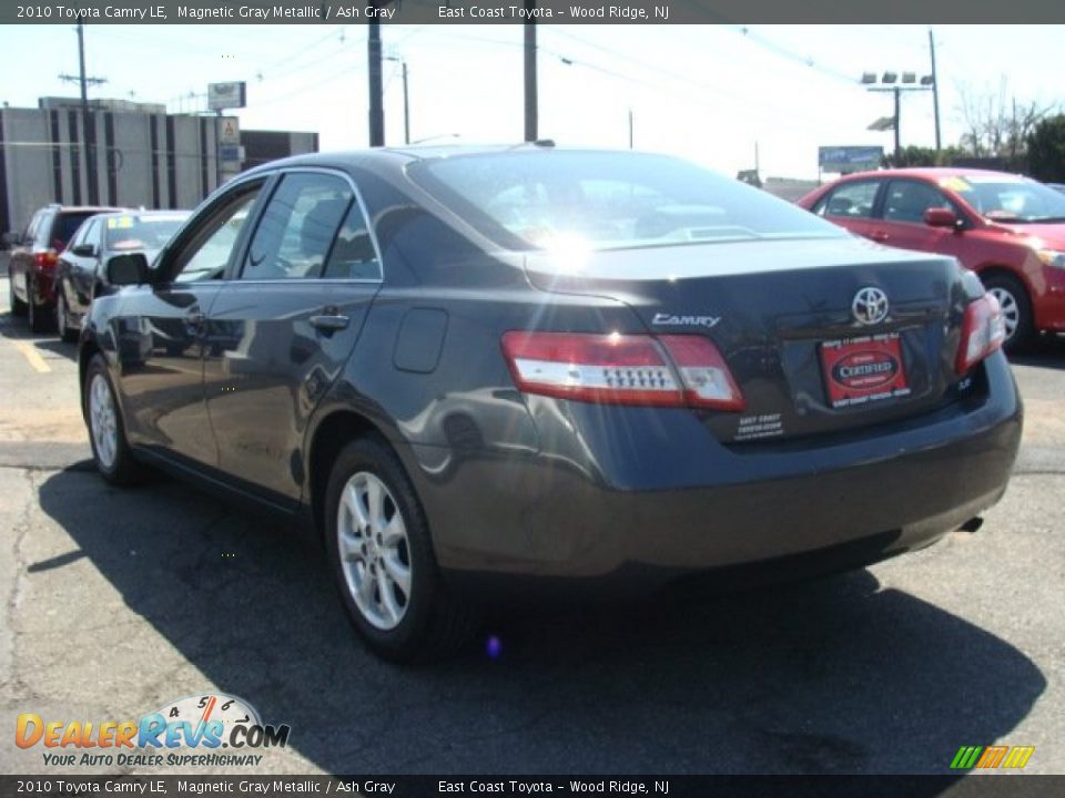 2010 Toyota Camry LE Magnetic Gray Metallic / Ash Gray Photo #4