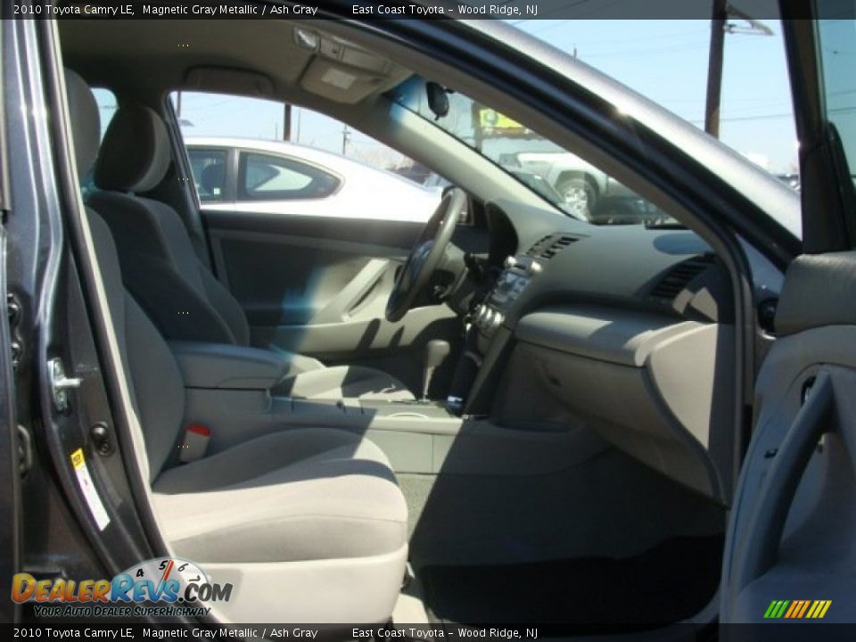 2010 Toyota Camry LE Magnetic Gray Metallic / Ash Gray Photo #8