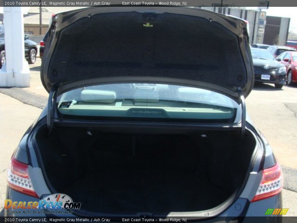 2010 Toyota Camry LE Magnetic Gray Metallic / Ash Gray Photo #12
