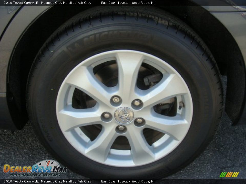 2010 Toyota Camry LE Magnetic Gray Metallic / Ash Gray Photo #13