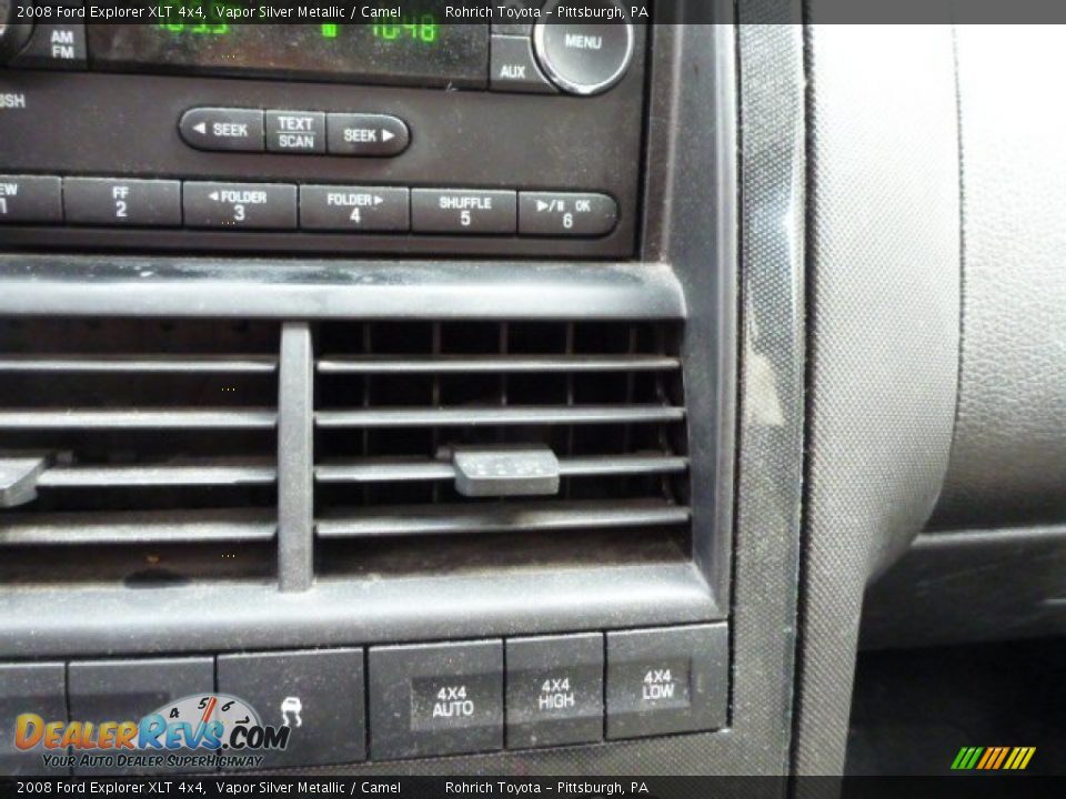 2008 Ford Explorer XLT 4x4 Vapor Silver Metallic / Camel Photo #18