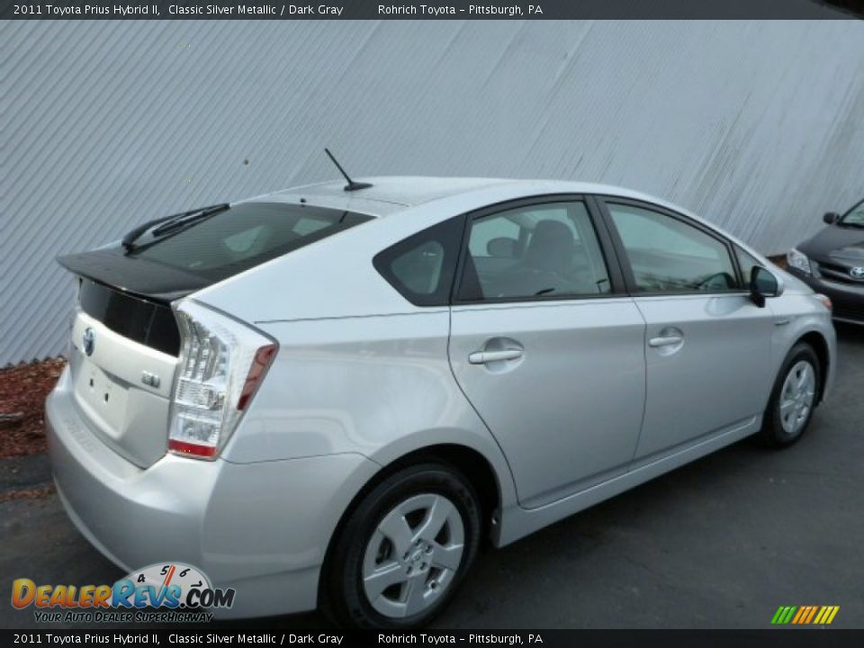2011 Toyota Prius Hybrid II Classic Silver Metallic / Dark Gray Photo #10