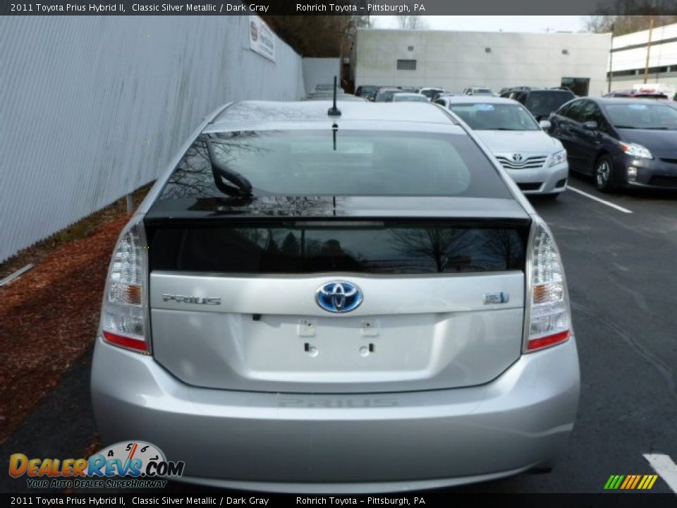 2011 Toyota Prius Hybrid II Classic Silver Metallic / Dark Gray Photo #11