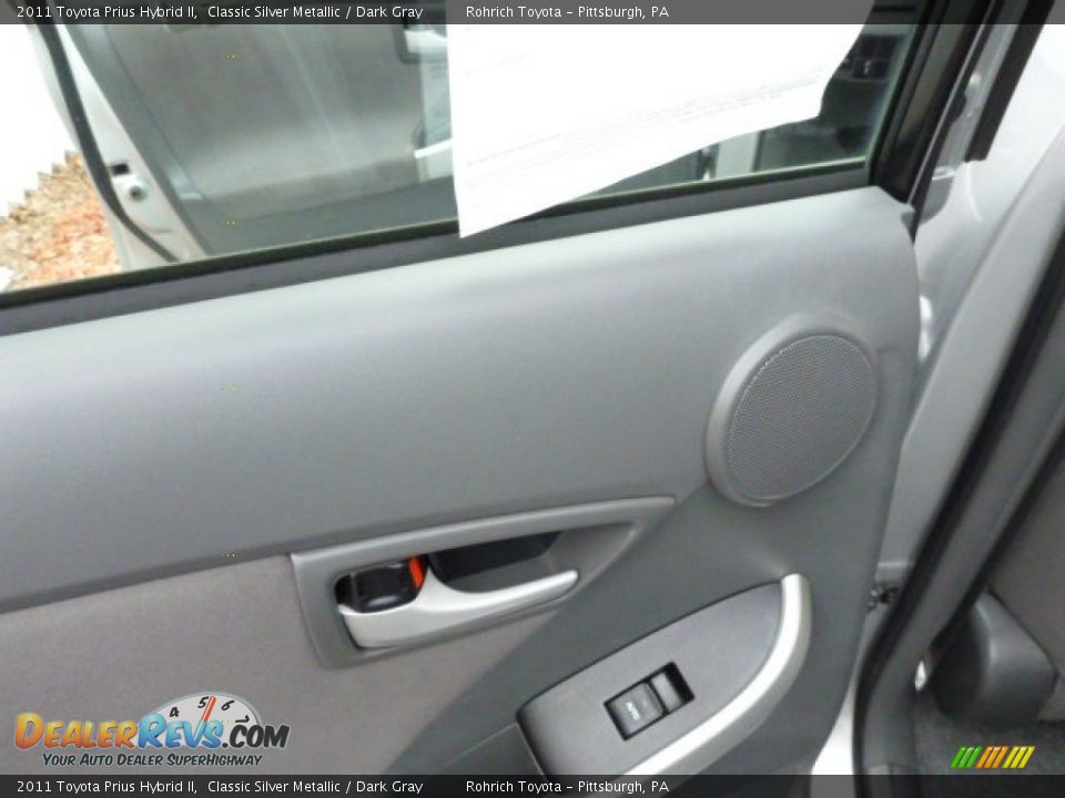 2011 Toyota Prius Hybrid II Classic Silver Metallic / Dark Gray Photo #14