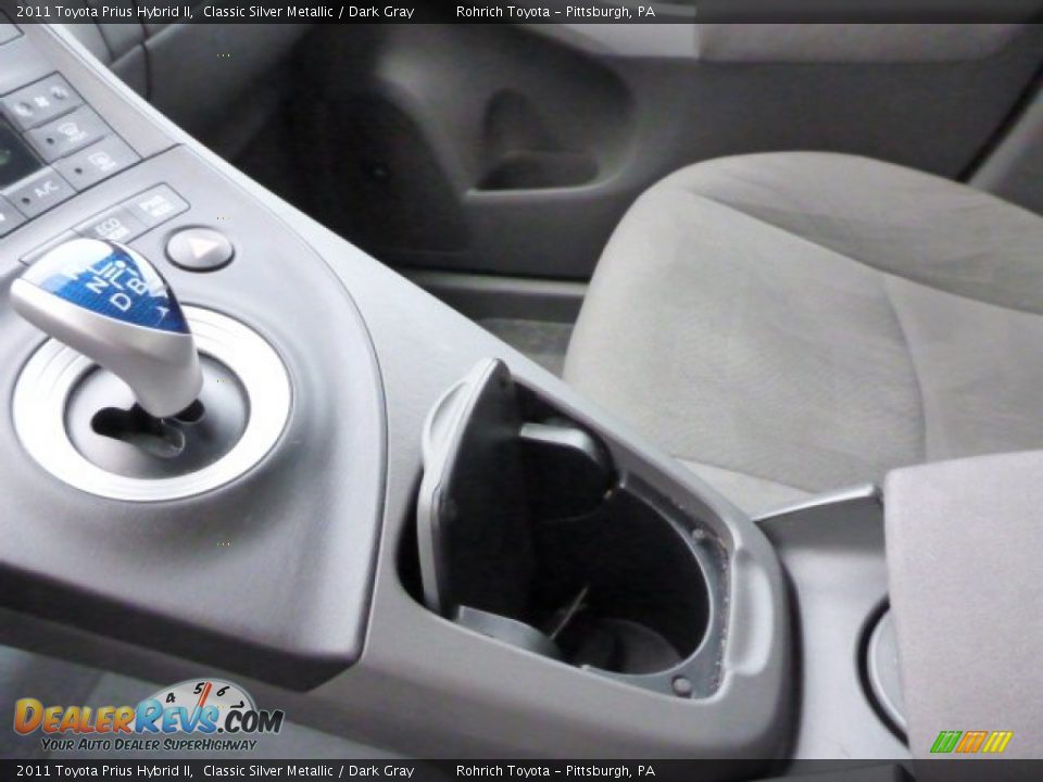 2011 Toyota Prius Hybrid II Classic Silver Metallic / Dark Gray Photo #17