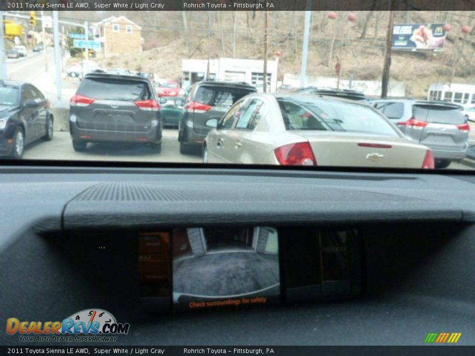 2011 Toyota Sienna LE AWD Super White / Light Gray Photo #7