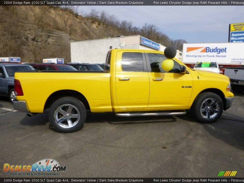 2009 Dodge Ram 1500 SLT Quad Cab 4x4 Detonator Yellow / Dark Slate/Medium Graystone Photo #6
