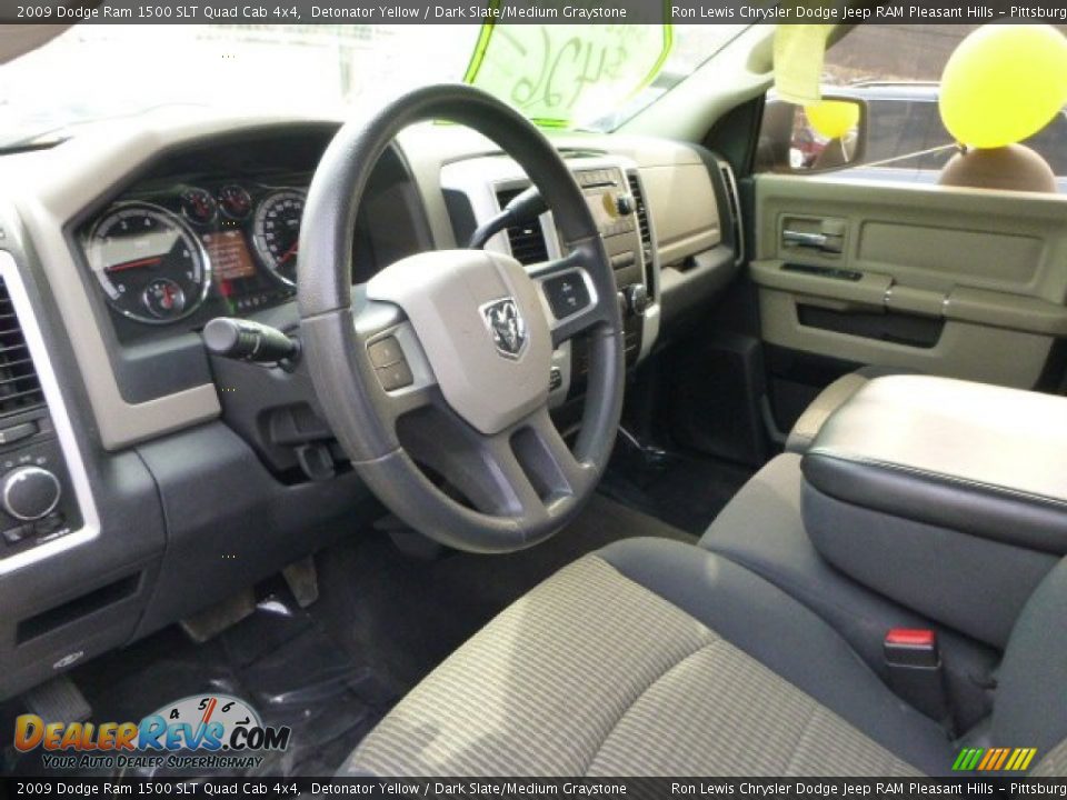 2009 Dodge Ram 1500 SLT Quad Cab 4x4 Detonator Yellow / Dark Slate/Medium Graystone Photo #15