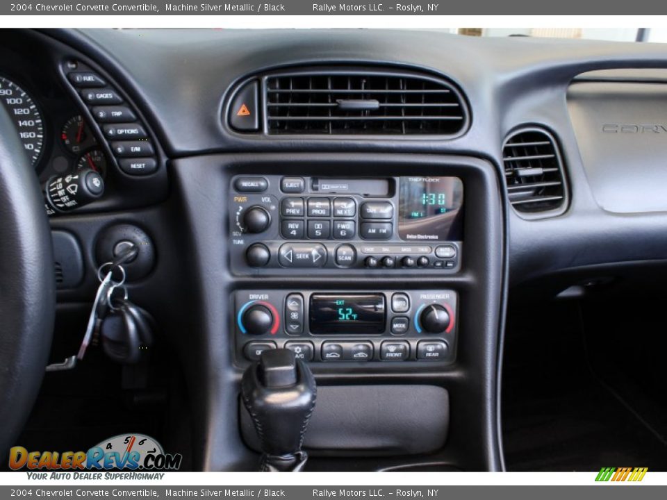 2004 Chevrolet Corvette Convertible Machine Silver Metallic / Black Photo #13