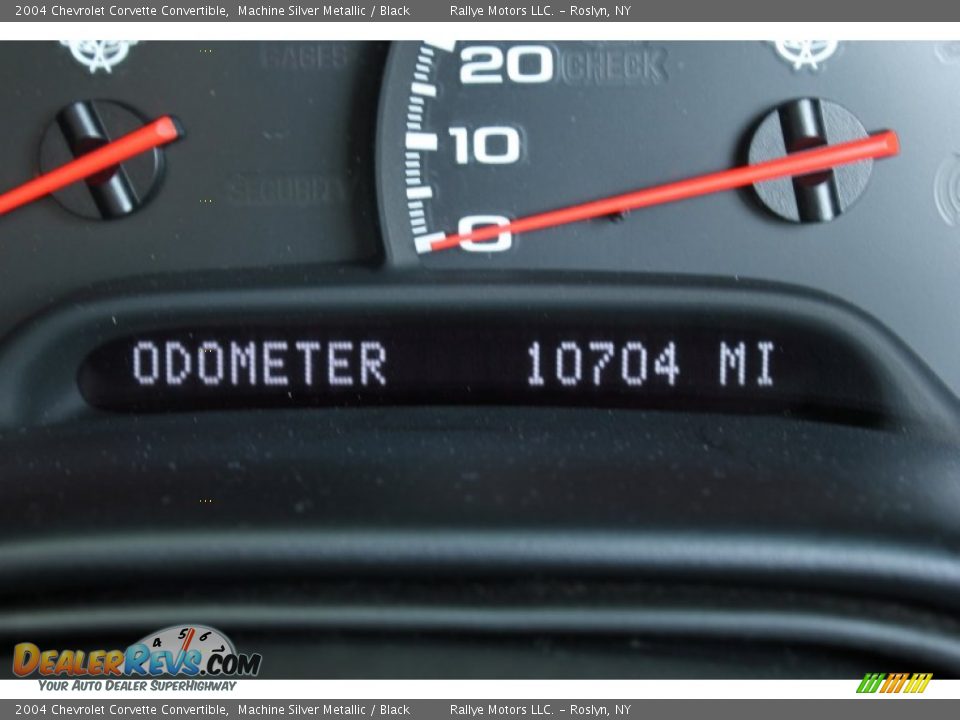 2004 Chevrolet Corvette Convertible Machine Silver Metallic / Black Photo #14