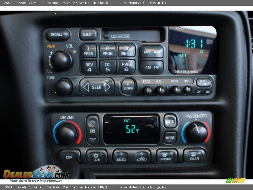 2004 Chevrolet Corvette Convertible Machine Silver Metallic / Black Photo #16