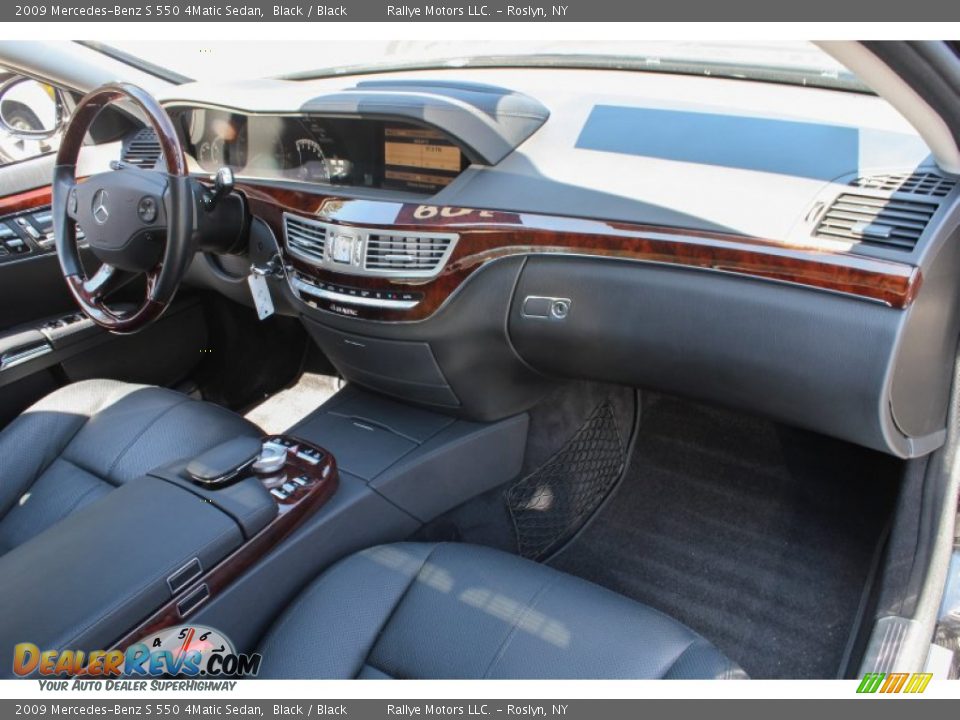 2009 Mercedes-Benz S 550 4Matic Sedan Black / Black Photo #9
