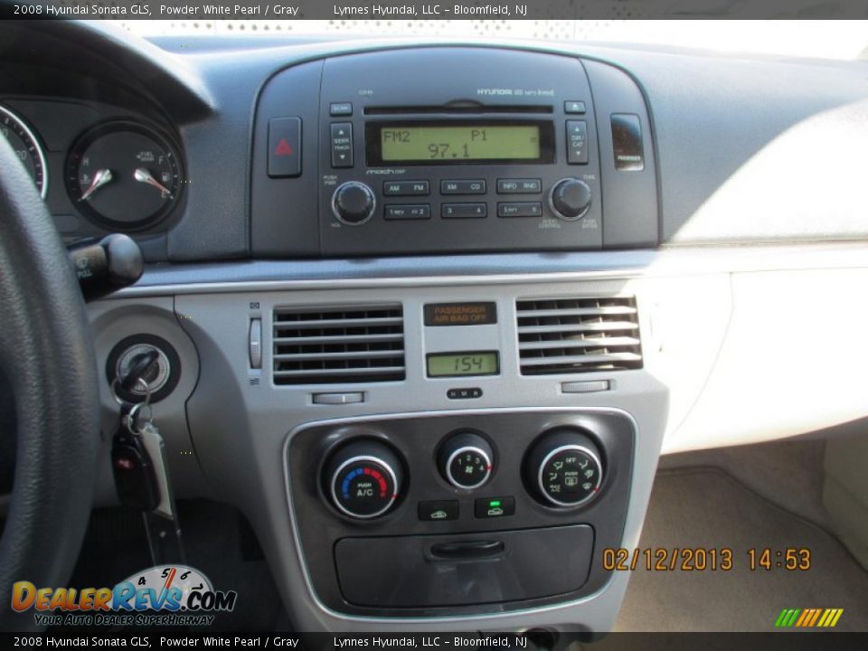 2008 Hyundai Sonata GLS Powder White Pearl / Gray Photo #10