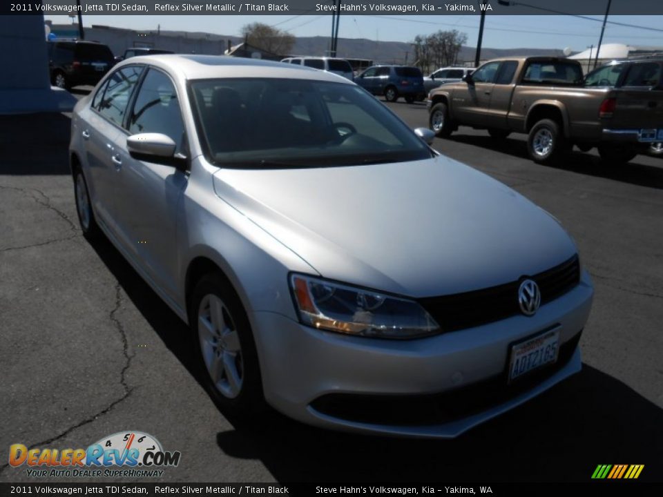 2011 Volkswagen Jetta TDI Sedan Reflex Silver Metallic / Titan Black Photo #1