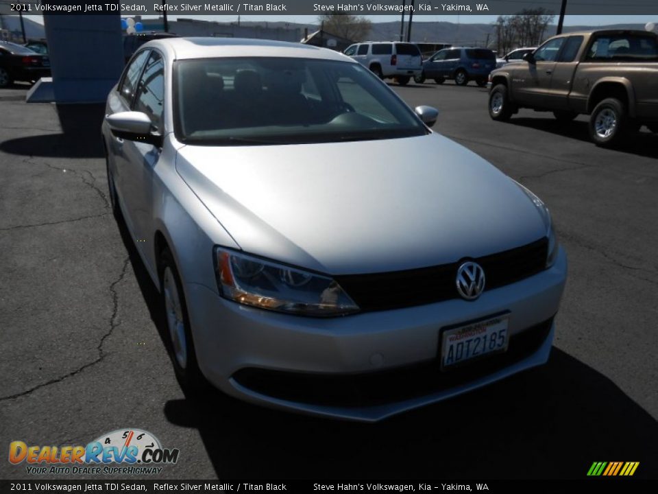2011 Volkswagen Jetta TDI Sedan Reflex Silver Metallic / Titan Black Photo #2