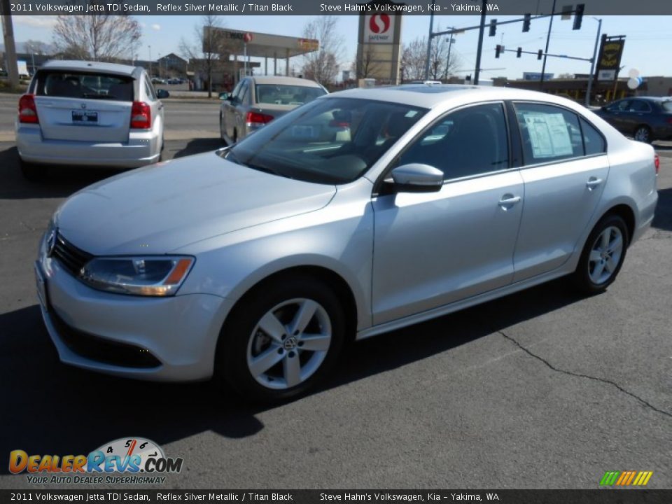 2011 Volkswagen Jetta TDI Sedan Reflex Silver Metallic / Titan Black Photo #6