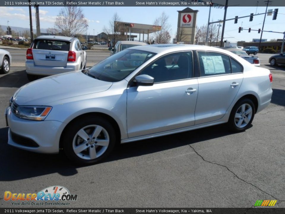 2011 Volkswagen Jetta TDI Sedan Reflex Silver Metallic / Titan Black Photo #7
