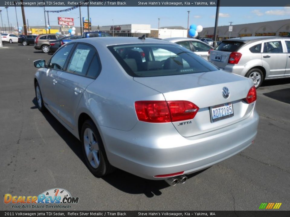 2011 Volkswagen Jetta TDI Sedan Reflex Silver Metallic / Titan Black Photo #11