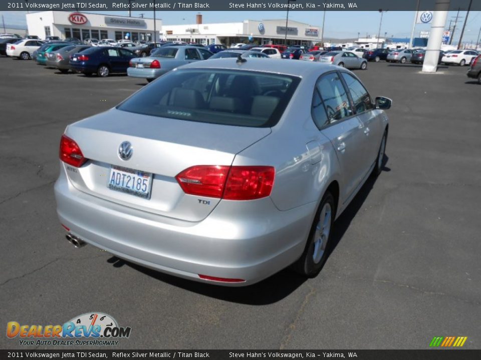 2011 Volkswagen Jetta TDI Sedan Reflex Silver Metallic / Titan Black Photo #12